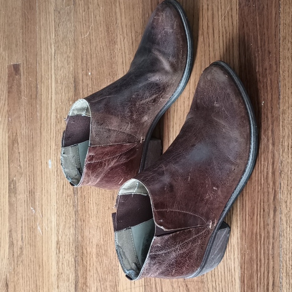 Matisse weathered leather ankle boots